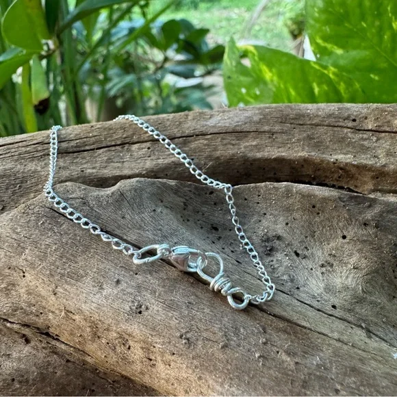 Lime green Sea glass whale mermaid tail bail 925 sterling silver necklace - Picture 3 of 3